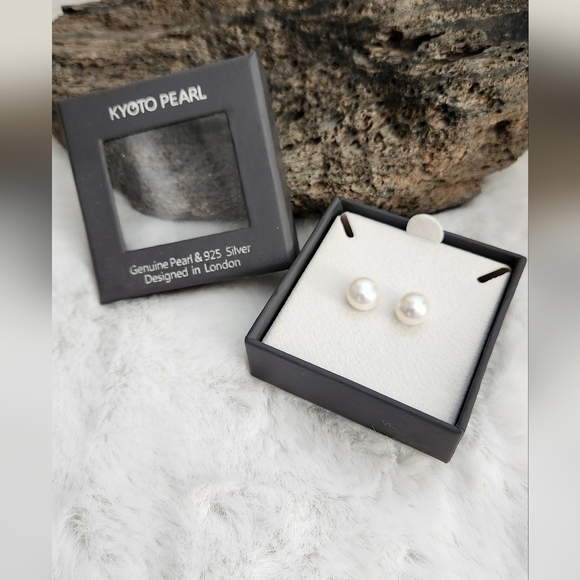 NWT Kyoto Pearl Earrings - Picture 6 of 9